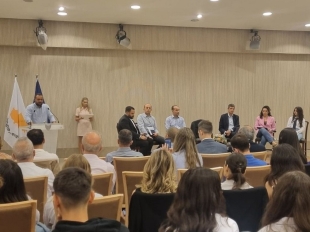 2025 10 24 Dialogos Gia Mathima Politikis Agogis 13.jpg