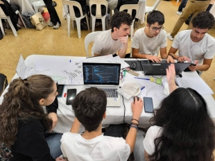 2025 10 24 Ergastiri Kainotomias Gia Biosimi Anaptiksi 2.jpg