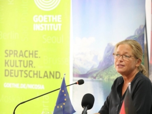 2025 11 10 Evdomada Germanikis Glossas 8.jpg